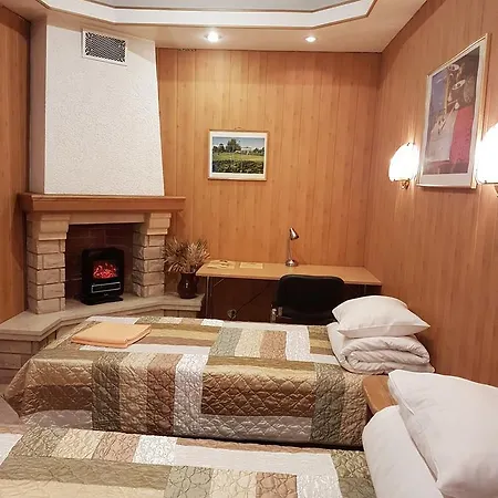 Hotel Sky High Airport 200 Meters From The Terminal Mārupe